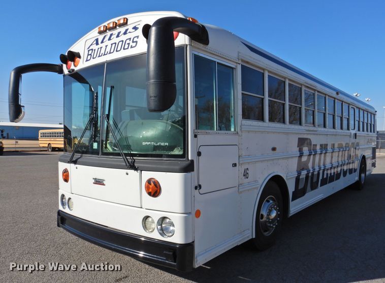 image for item DG1590 2007 Thomas Saf-T-Liner  school bus