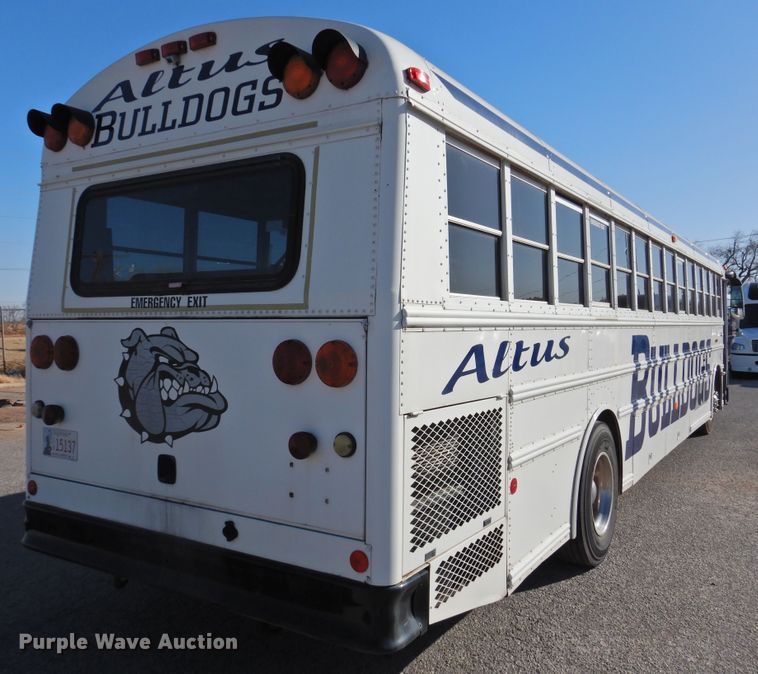 image for item DG1590 2007 Thomas Saf-T-Liner  school bus