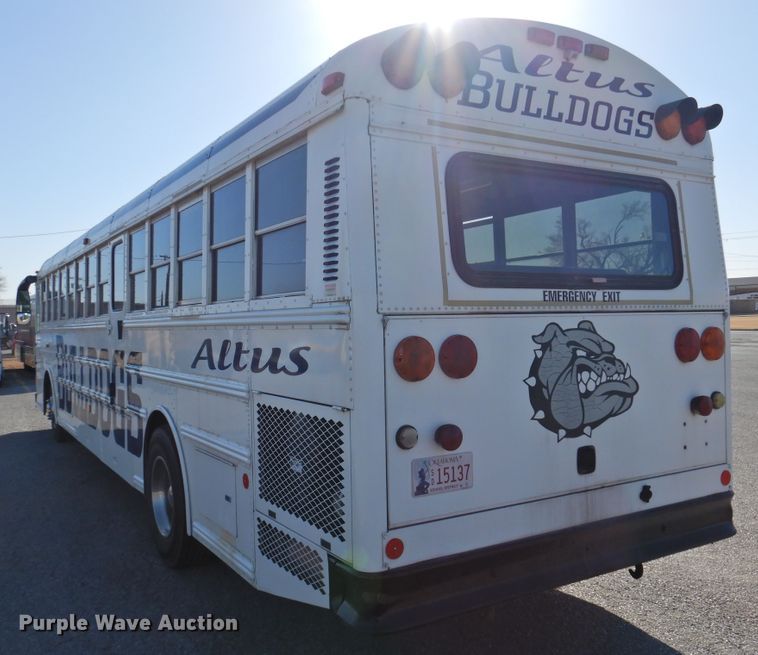 image for item DG1590 2007 Thomas Saf-T-Liner  school bus