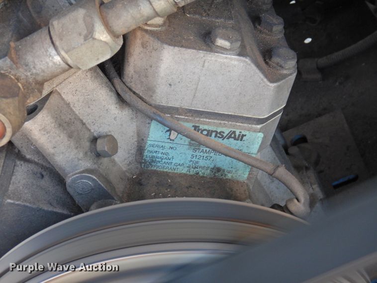 image for item DG1590 2007 Thomas Saf-T-Liner  school bus