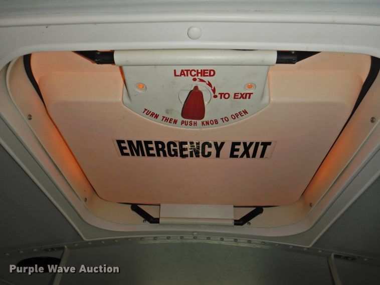 image for item DG1590 2007 Thomas Saf-T-Liner  school bus