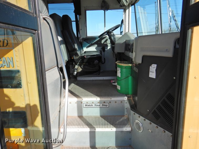 image for item DG1591 2005 Blue Bird All American  school bus