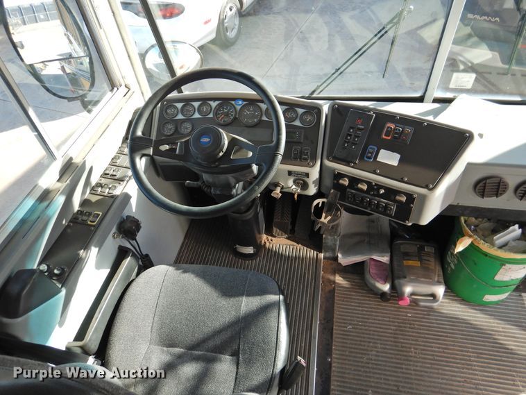 image for item DG1591 2005 Blue Bird All American  school bus