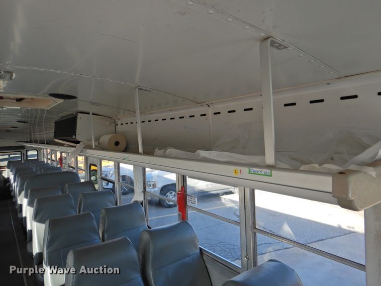 image for item DG1591 2005 Blue Bird All American  school bus