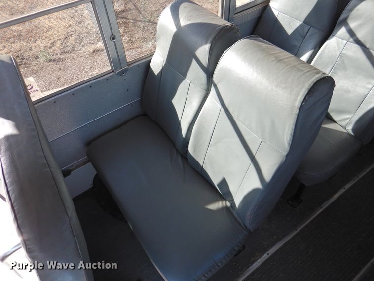 image for item DG1591 2005 Blue Bird All American  school bus