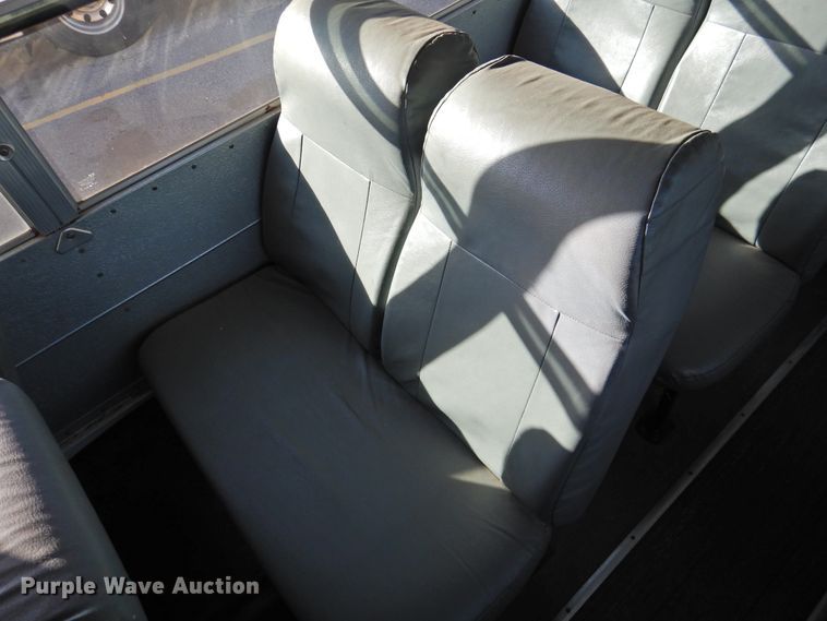 image for item DG1591 2005 Blue Bird All American  school bus