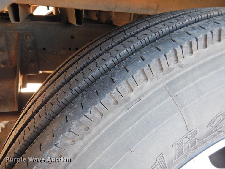 image for item DG1591 2005 Blue Bird All American  school bus