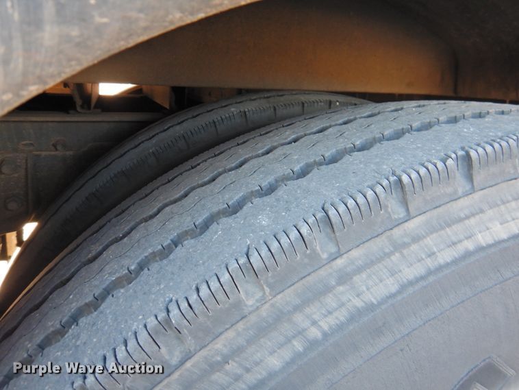 image for item DG1591 2005 Blue Bird All American  school bus