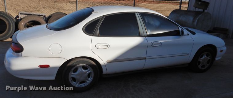 image for item DG1592 1998 Ford Taurus