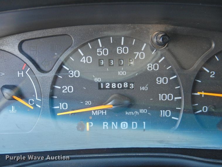 image for item DG1592 1998 Ford Taurus