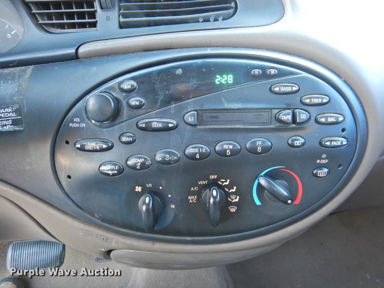 image for item DG1592 1998 Ford Taurus