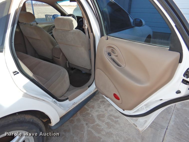 image for item DG1592 1998 Ford Taurus