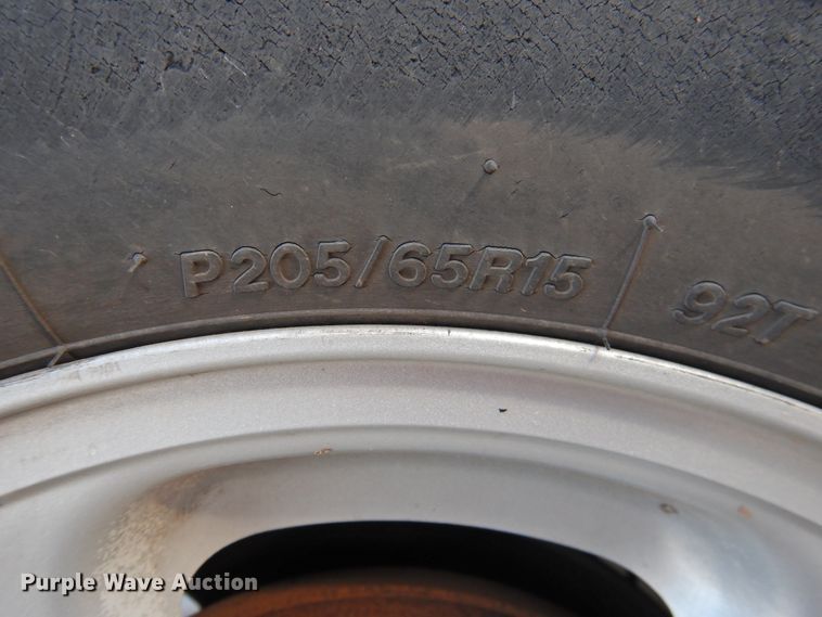 image for item DG1592 1998 Ford Taurus