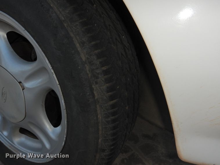 image for item DG1592 1998 Ford Taurus