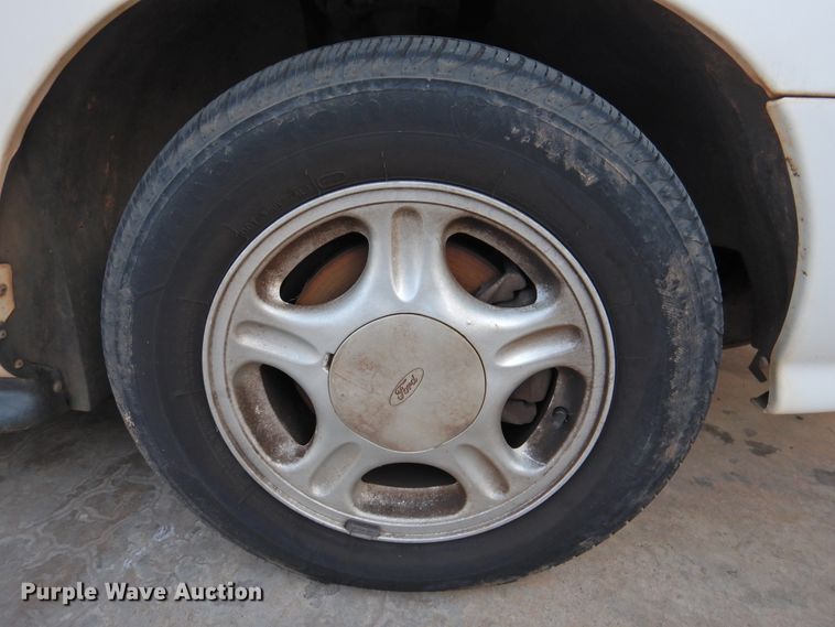 image for item DG1592 1998 Ford Taurus