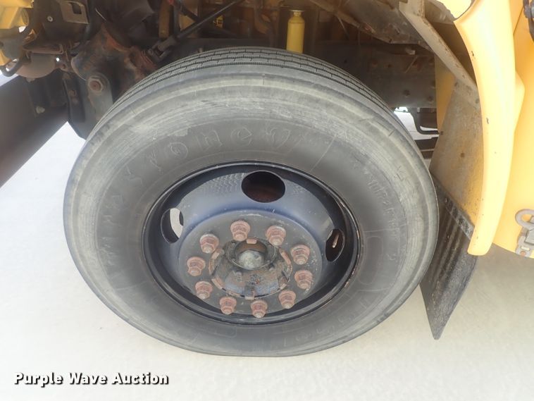 image for item DG2981 1997 Chevrolet Blue Bird  school bus