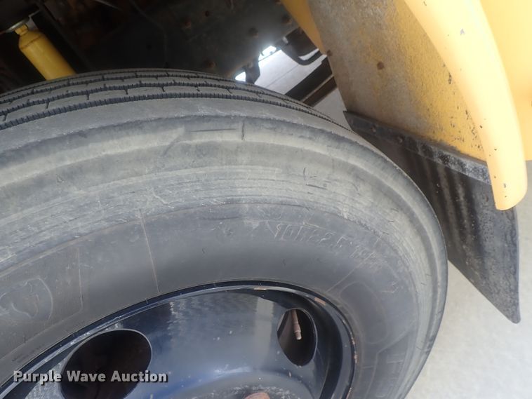 image for item DG2981 1997 Chevrolet Blue Bird  school bus