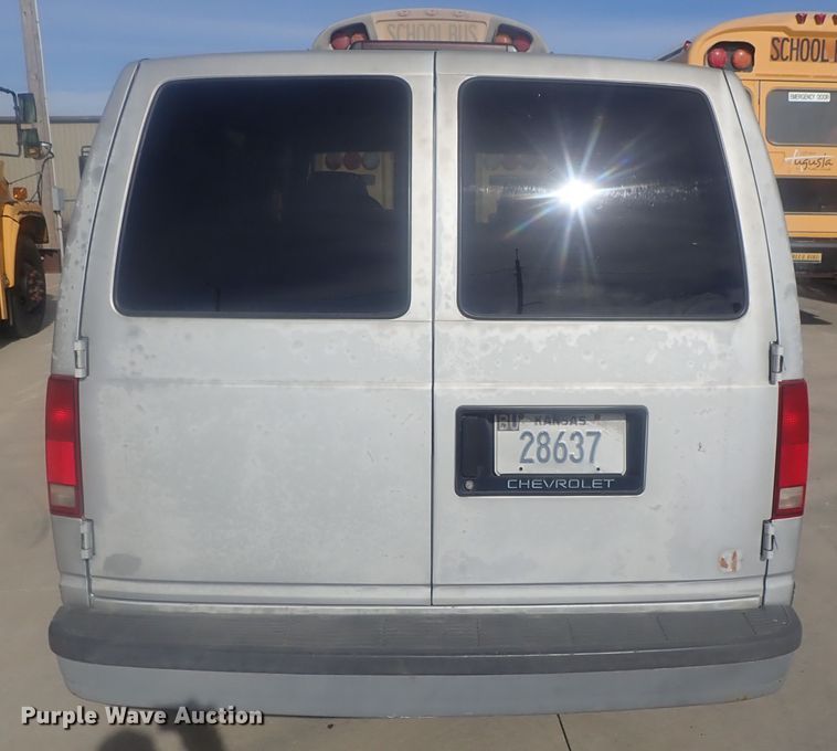image for item DG2982 1995 Chevrolet Astro  van