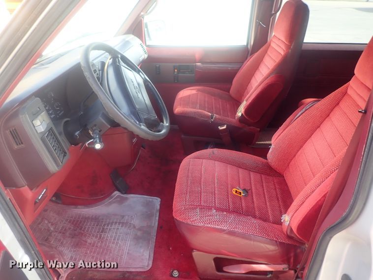 image for item DG2982 1995 Chevrolet Astro  van