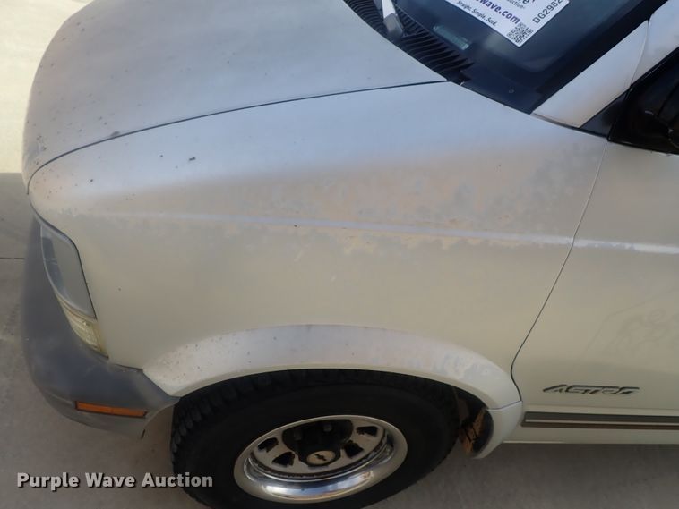 image for item DG2982 1995 Chevrolet Astro  van