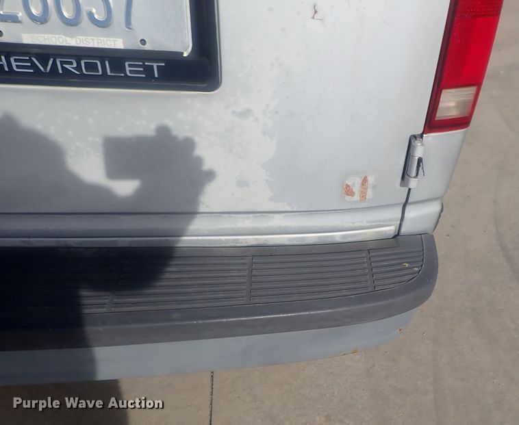 image for item DG2982 1995 Chevrolet Astro  van