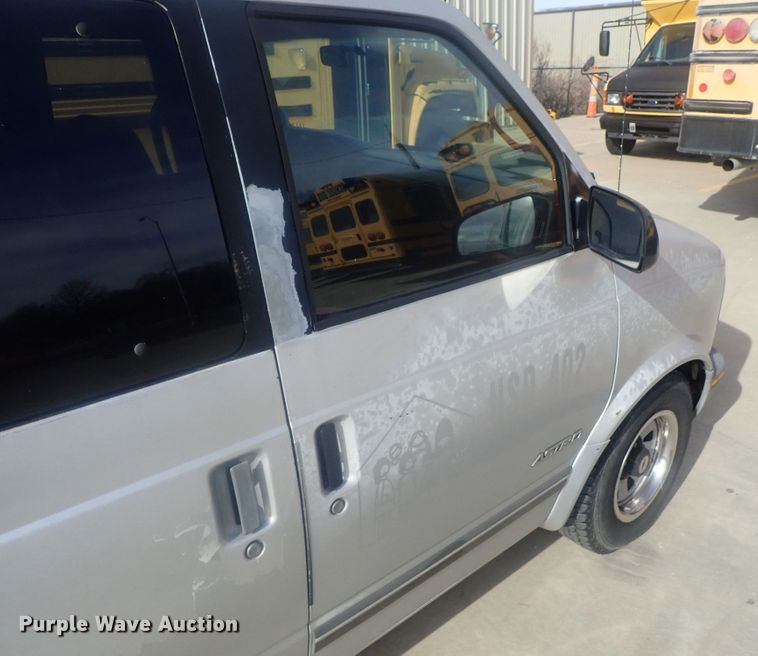 image for item DG2982 1995 Chevrolet Astro  van