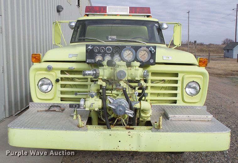 image for item DG8442 1978 Ford F700  pumper fire truck