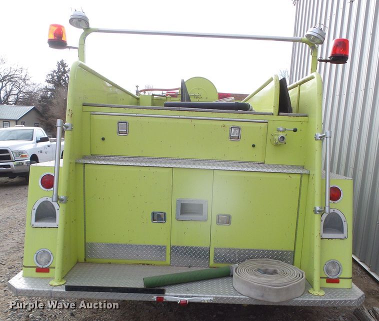 image for item DG8442 1978 Ford F700  pumper fire truck