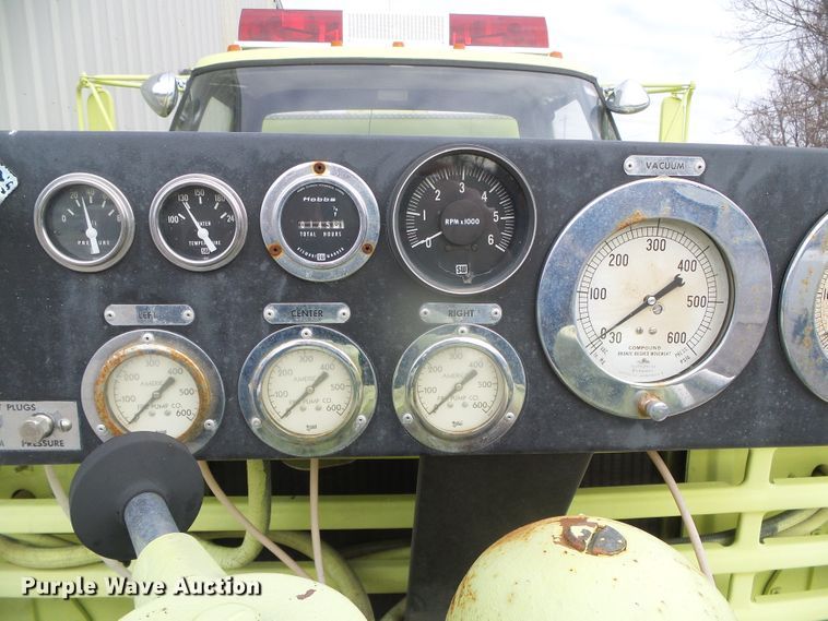 image for item DG8442 1978 Ford F700  pumper fire truck