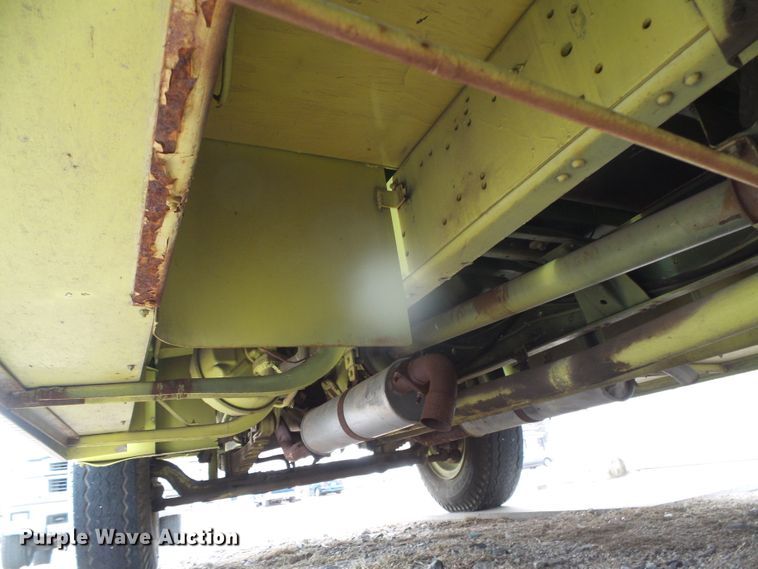 image for item DG8442 1978 Ford F700  pumper fire truck