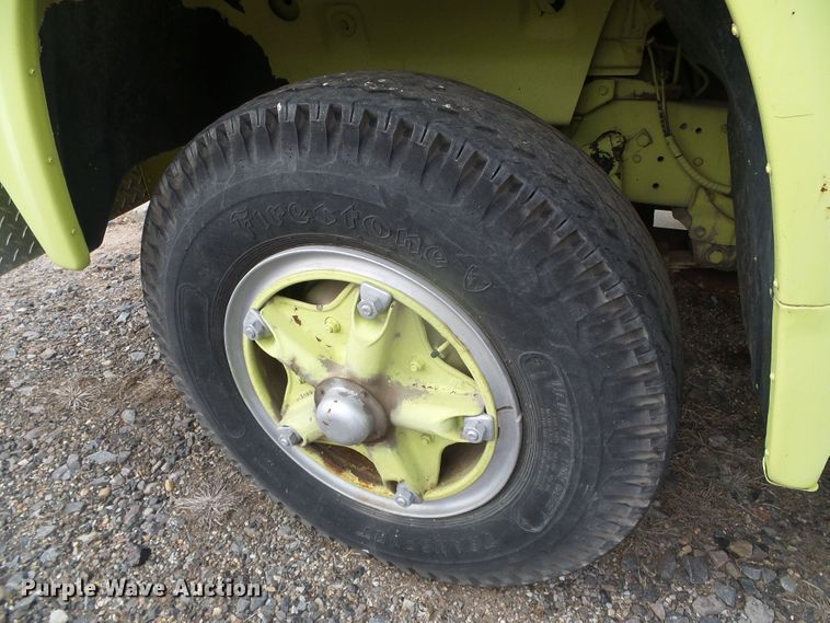 image for item DG8442 1978 Ford F700  pumper fire truck