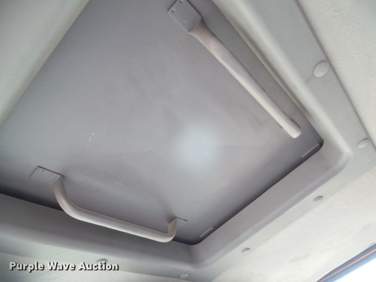 image for item DG8443 1995 Ford 8000  street sweeper truck