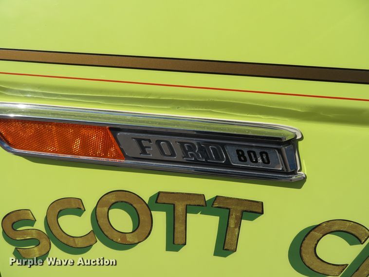 image for item DH0657 1981 Ford C800  pumper fire truck