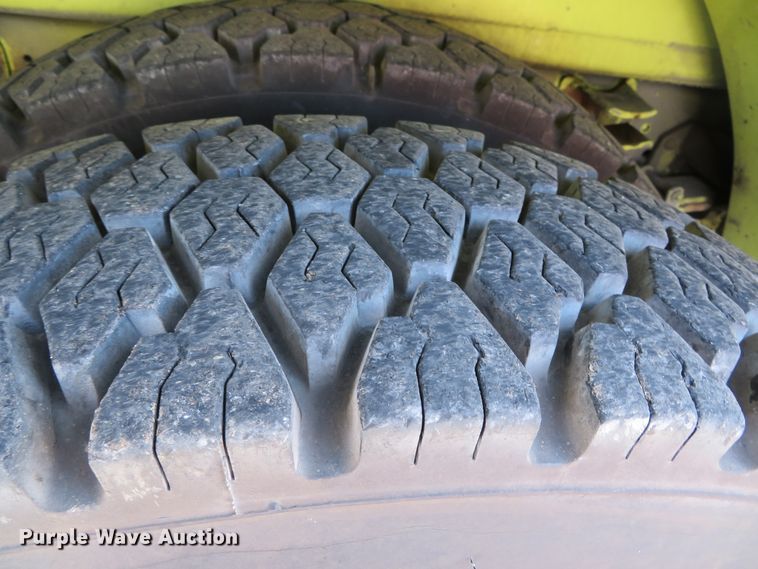 image for item DH0657 1981 Ford C800  pumper fire truck