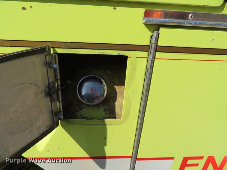 image for item DH0657 1981 Ford C800  pumper fire truck