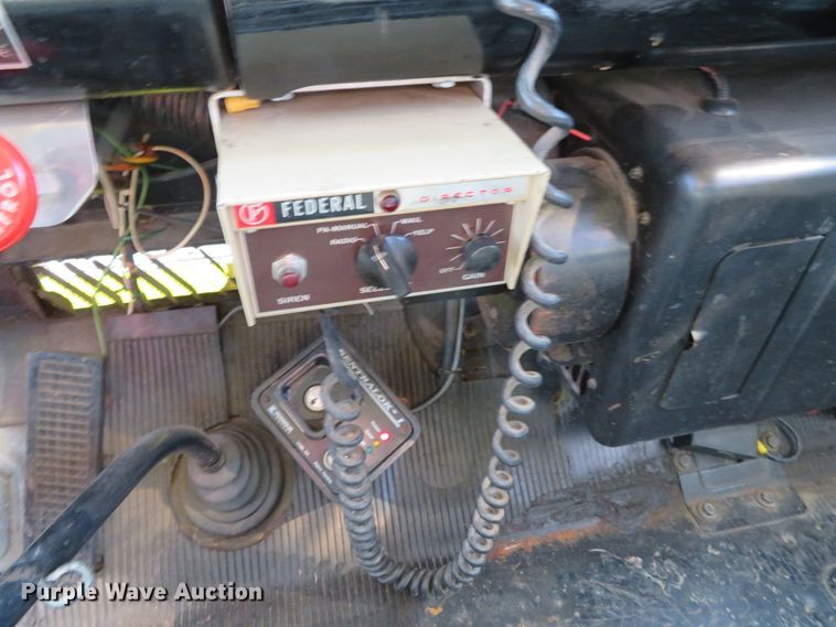 image for item DH0657 1981 Ford C800  pumper fire truck