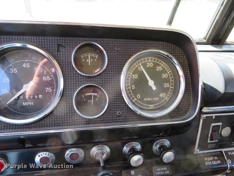 image for item DH0657 1981 Ford C800  pumper fire truck