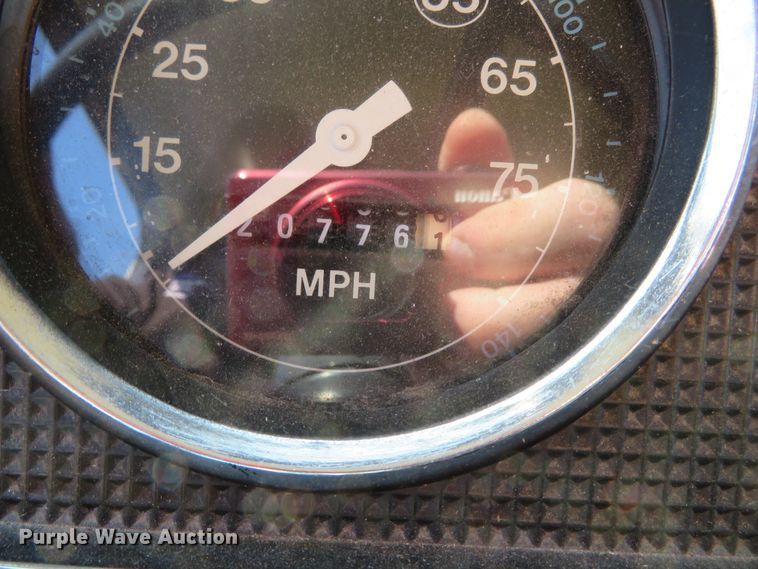 image for item DH0657 1981 Ford C800  pumper fire truck