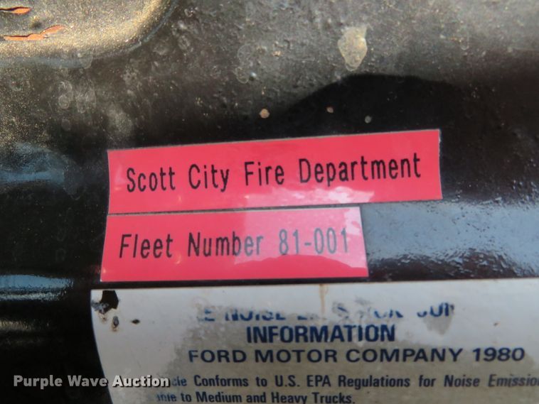 image for item DH0657 1981 Ford C800  pumper fire truck