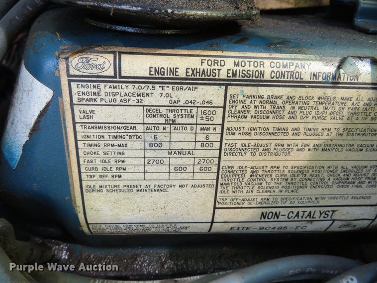 image for item DH0657 1981 Ford C800  pumper fire truck