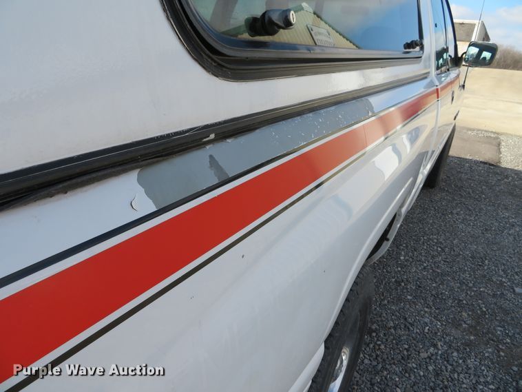 image for item DH0664 1996 Dodge Ram 1500  Club Cab pickup truck