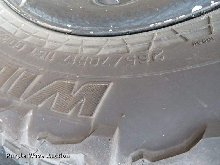 image for item DH0665 2011 Chevrolet Tahoe  SUV