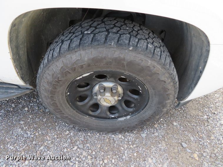 image for item DH0665 2011 Chevrolet Tahoe  SUV
