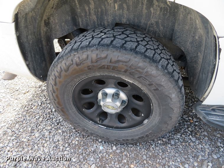 image for item DH0665 2011 Chevrolet Tahoe  SUV