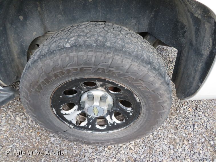 image for item DH0665 2011 Chevrolet Tahoe  SUV