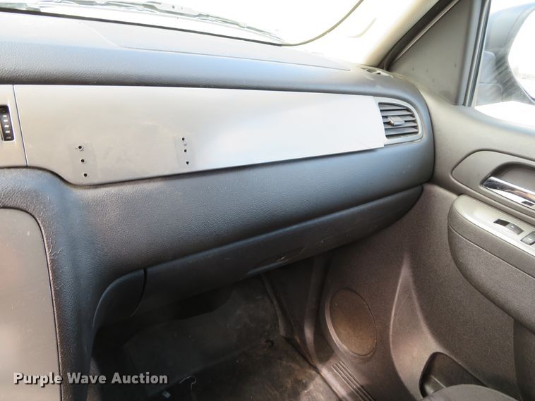 image for item DH0665 2011 Chevrolet Tahoe  SUV