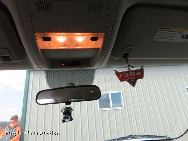 image for item DH0665 2011 Chevrolet Tahoe  SUV