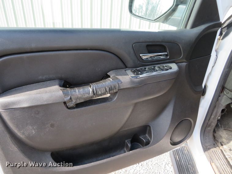 image for item DH0666 2010 Chevrolet Tahoe  SUV