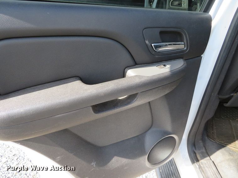 image for item DH0666 2010 Chevrolet Tahoe  SUV