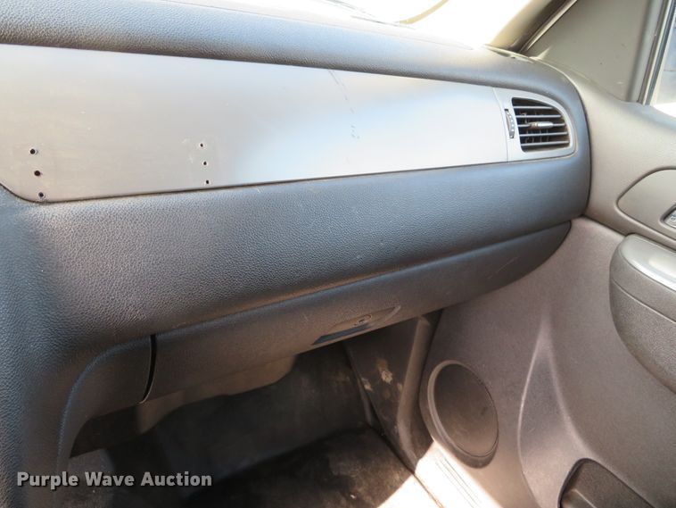 image for item DH0666 2010 Chevrolet Tahoe  SUV